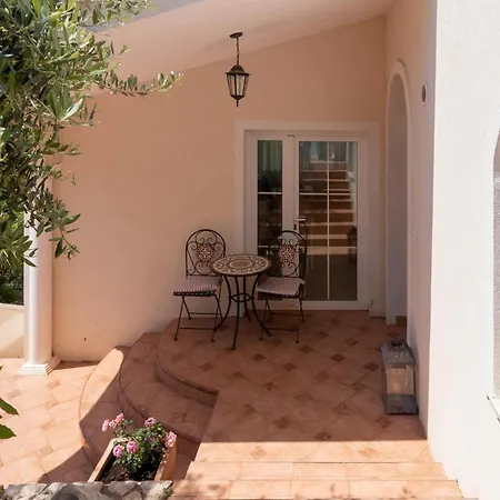 Apartman Pet Friendly In With Wifi Dramalj